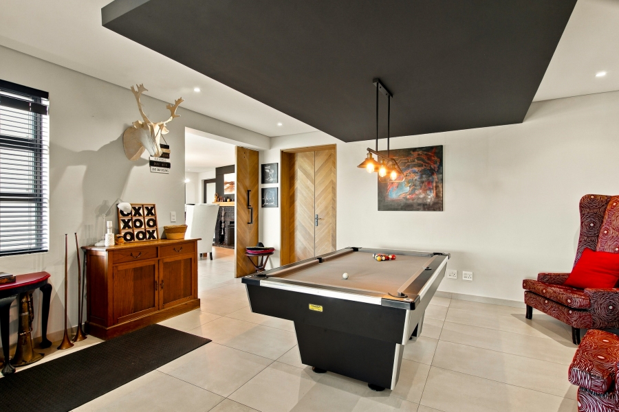 8 Bedroom Property for Sale in High Riding Country Estate Western Cape